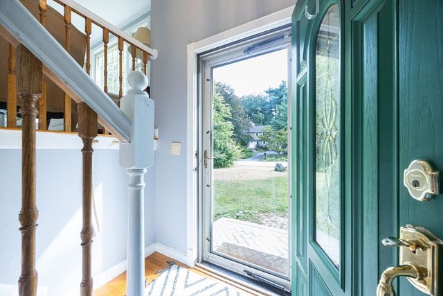 23 Lexington Ln, Millis, MA 02054