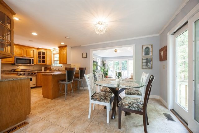 23 Lexington Ln, Millis, MA 02054