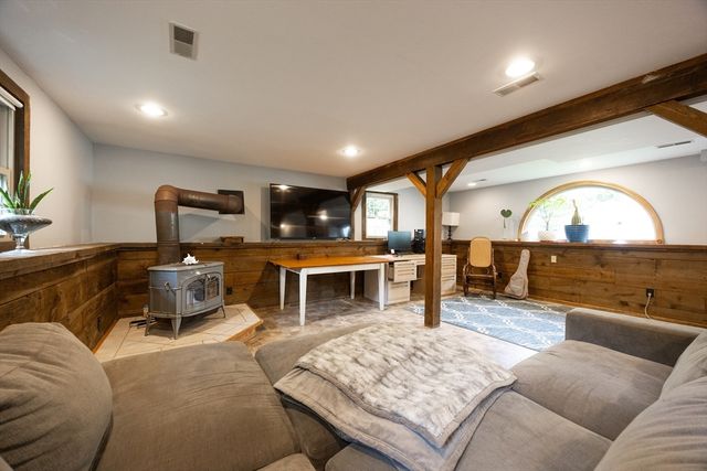 23 Lexington Ln, Millis, MA 02054