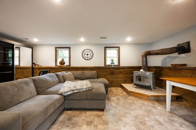 23 Lexington Ln, Millis, MA 02054