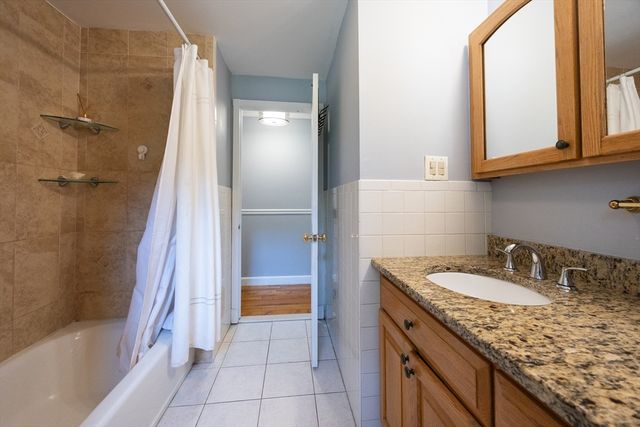 23 Lexington Ln, Millis, MA 02054