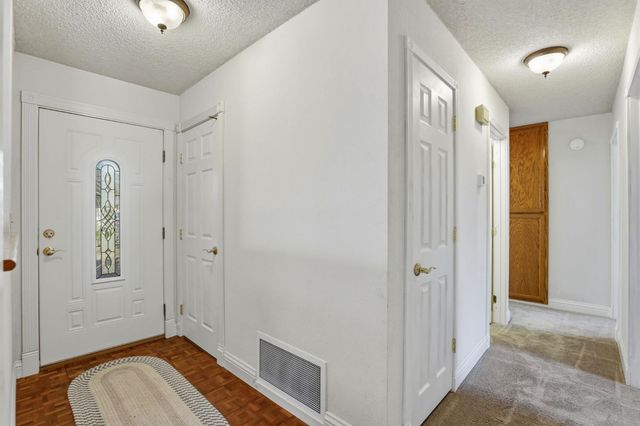 8687 El Sobrante, Orangevale, CA 95662