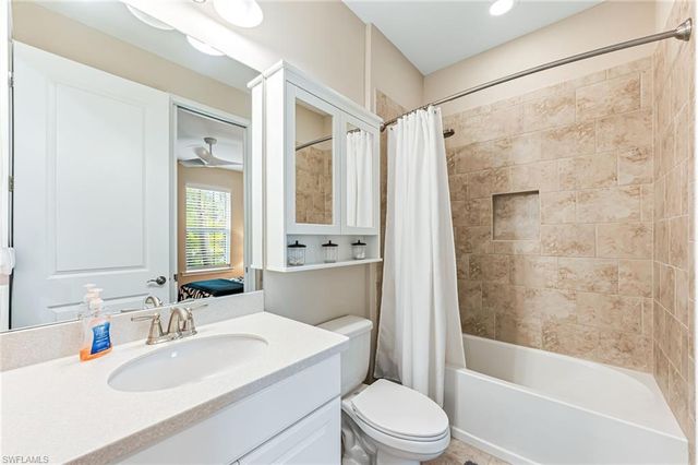 8257 Lucello TER W, Naples, FL 34114