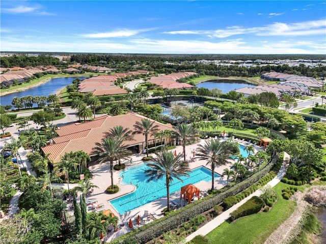 8257 Lucello TER W, Naples, FL 34114