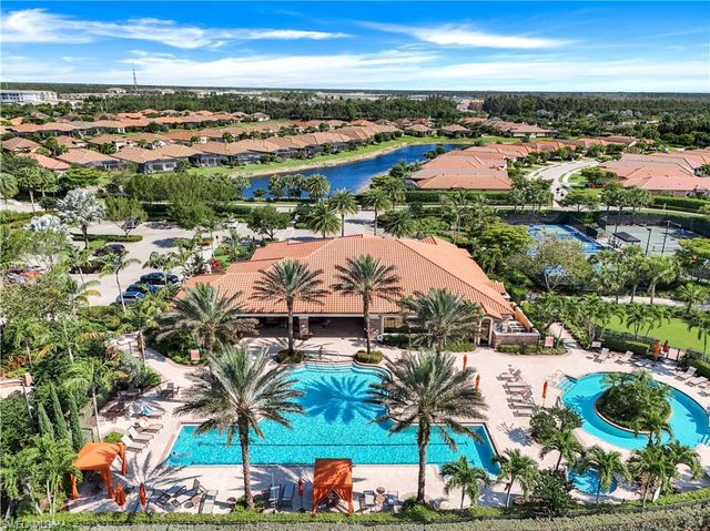 8257 Lucello TER W, Naples, FL 34114