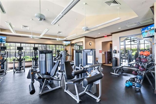 8257 Lucello TER W, Naples, FL 34114