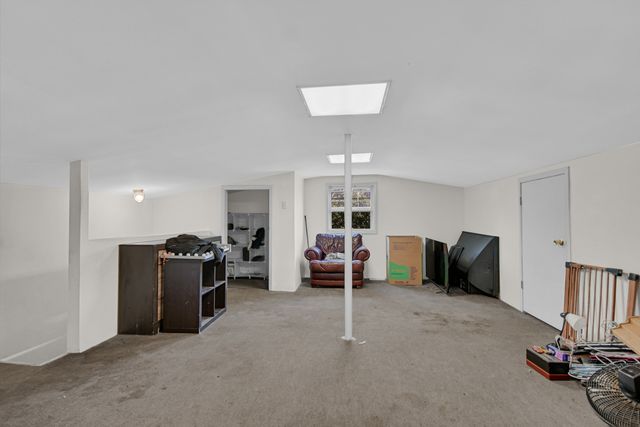 8622 W 90th Place, Hickory Hills, IL 60457