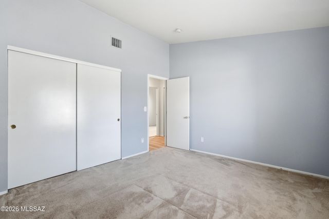 8112 S Carbury Way, Tucson, AZ 85747