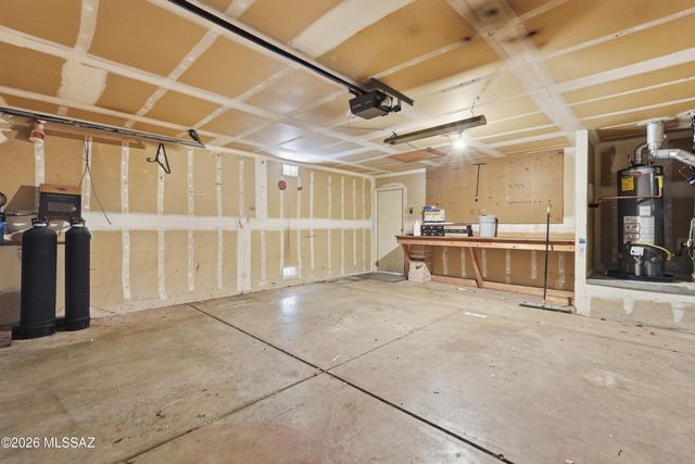 8112 S Carbury Way, Tucson, AZ 85747