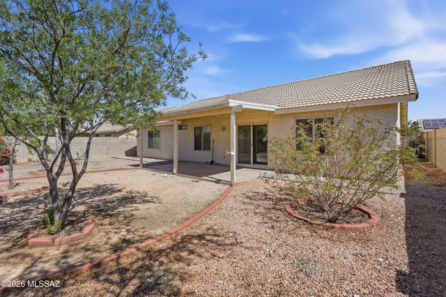 8112 S Carbury Way, Tucson, AZ 85747