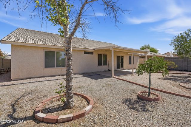 8112 S Carbury Way, Tucson, AZ 85747