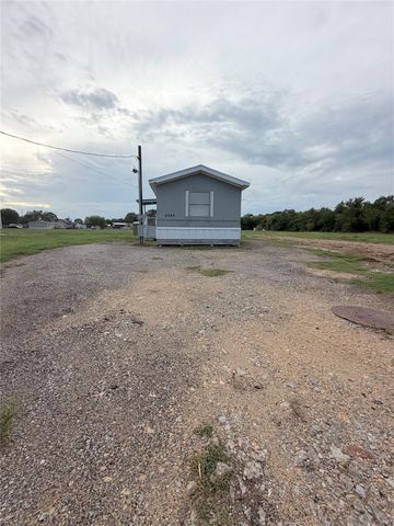 5323 N Redell Road, Baytown, TX 77521