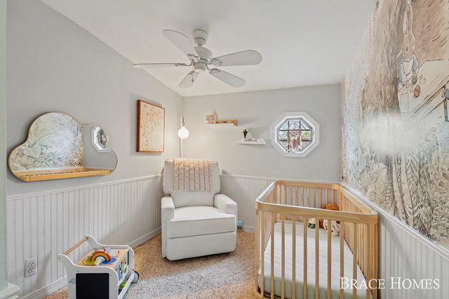 118 Ivanhoe Avenue NE, Grand Rapids, MI 49546
