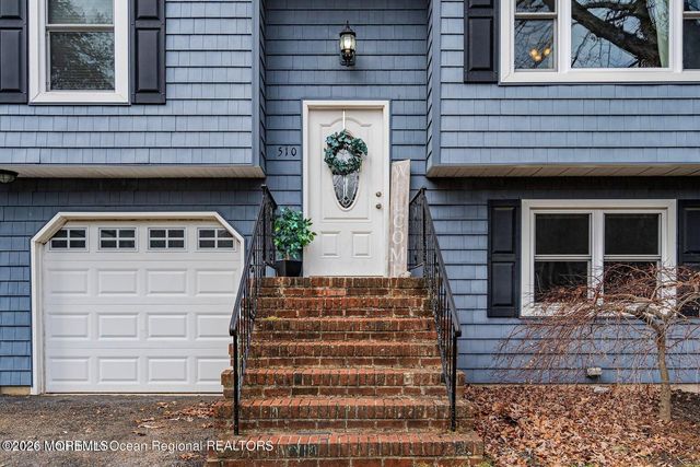 510 Leawood Avenue, Toms River, NJ 08755