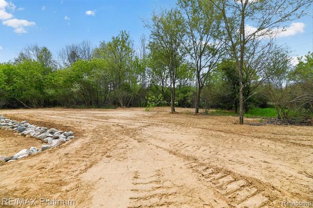 3073 Gecko Trail, Pinckney, MI 48169