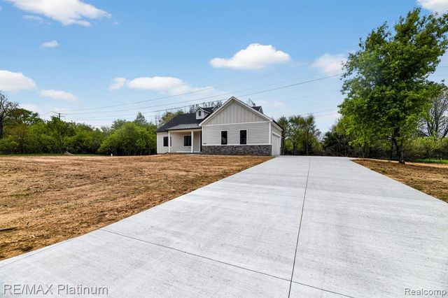 3073 Gecko Trail, Pinckney, MI 48169