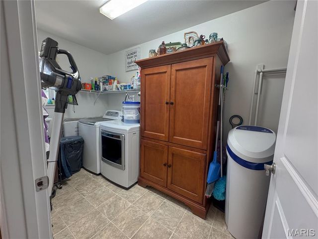 25 Pecan Tree Lane, Farmington, MO 63640