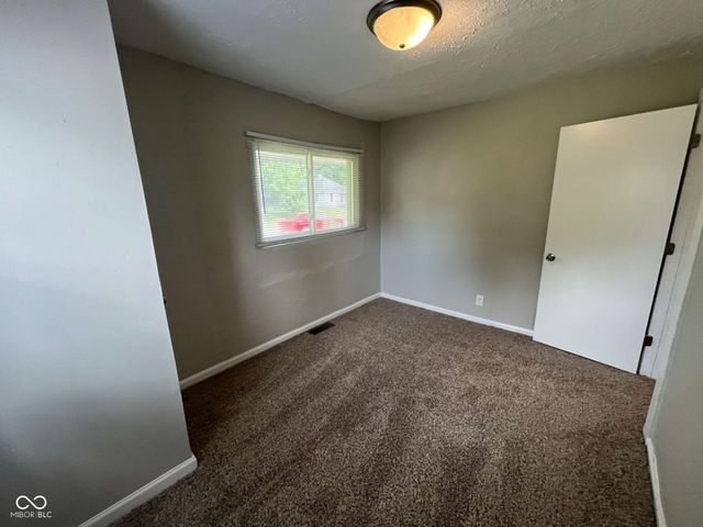 3020 S Roena Street, Indianapolis, IN 46241