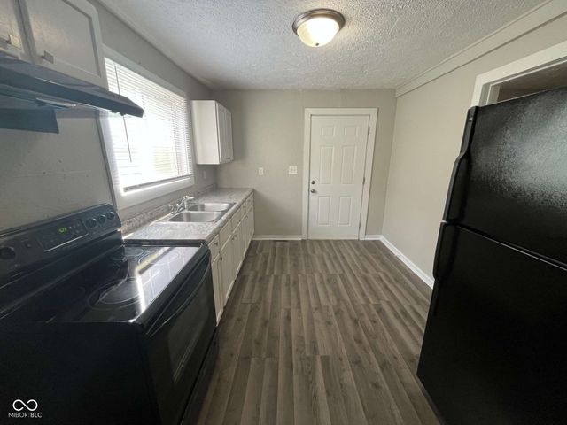 3020 S Roena Street, Indianapolis, IN 46241