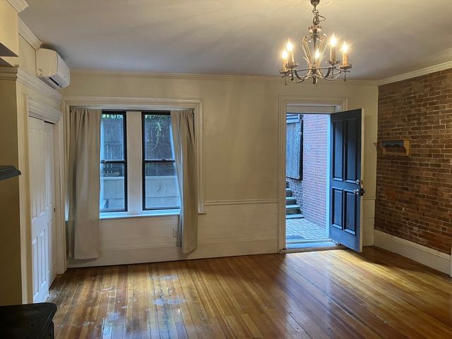 189 Beacon 2, Boston, MA 02116