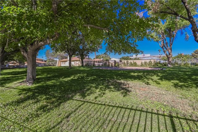 1337 Dorothy Avenue 4, Las Vegas, NV 89119