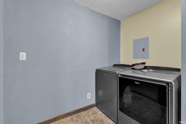 2920 V Street, Bedford, IN 47421