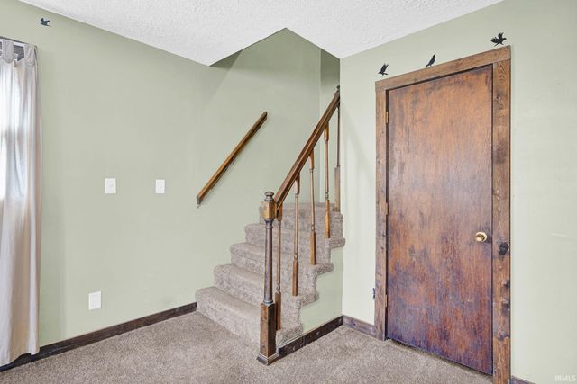 2920 V Street, Bedford, IN 47421