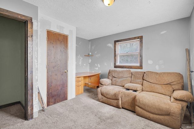 2920 V Street, Bedford, IN 47421