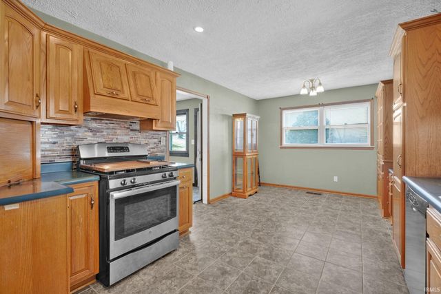 2920 V Street, Bedford, IN 47421