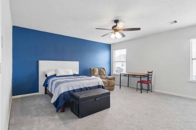 2702 Skyview Knoll Court, Houston, TX 77047