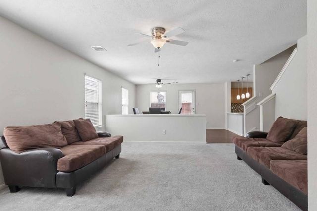 2702 Skyview Knoll Court, Houston, TX 77047