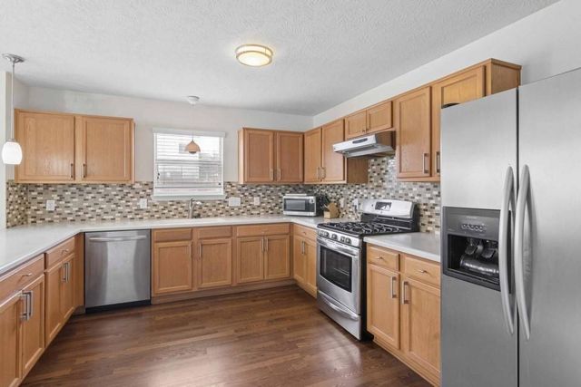 2702 Skyview Knoll Court, Houston, TX 77047
