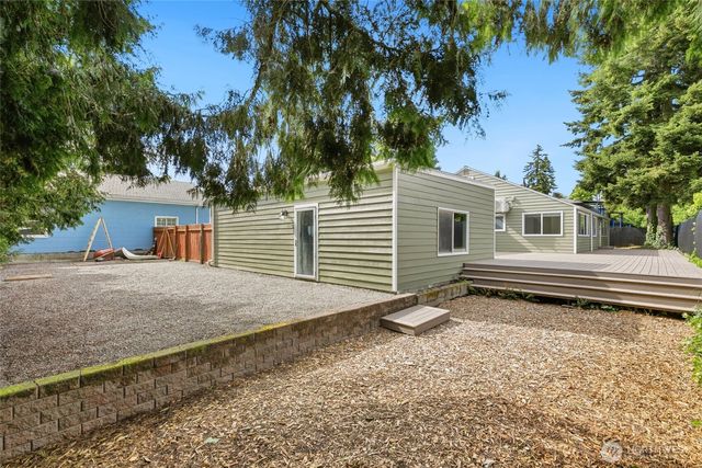 11636 13th Avenue SW, Burien, WA 98146