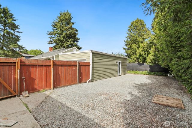 11636 13th Avenue SW, Burien, WA 98146