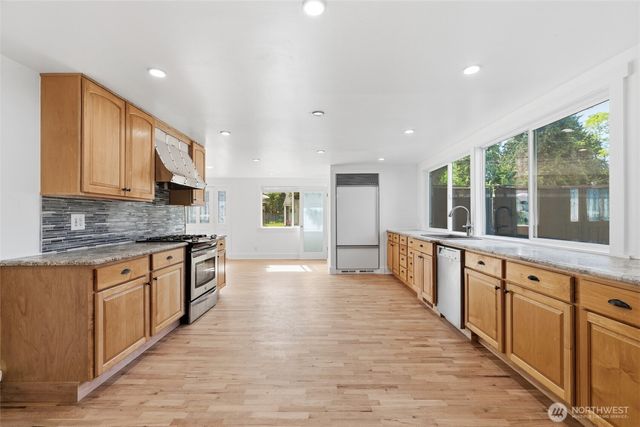 11636 13th Avenue SW, Burien, WA 98146