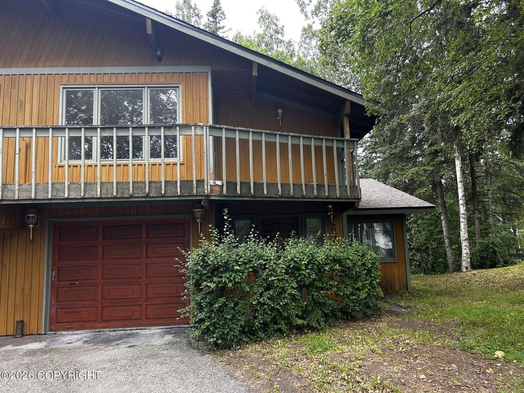 4038 Vance Drive, Anchorage, AK 99508