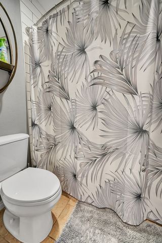 2608 Spartan Dr, Midland, TX 79705