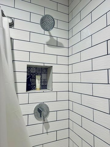 2608 Spartan Dr, Midland, TX 79705