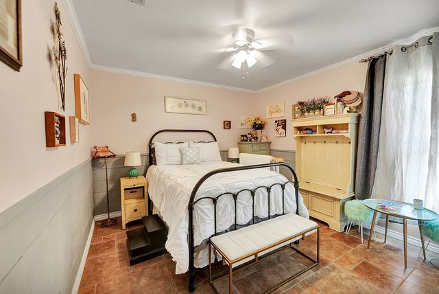 2608 Spartan Dr, Midland, TX 79705