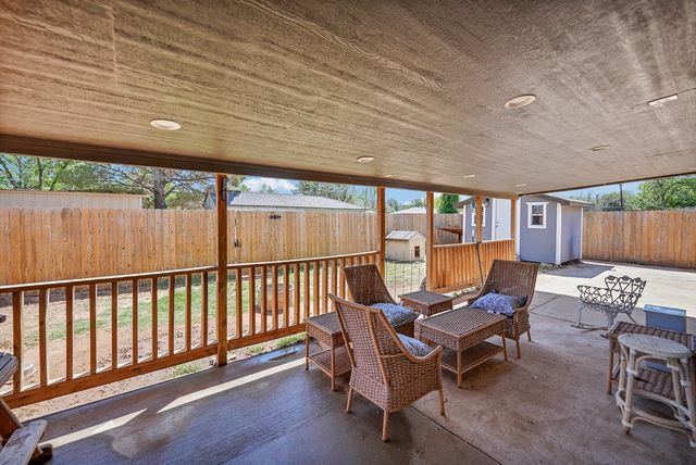 2608 Spartan Dr, Midland, TX 79705