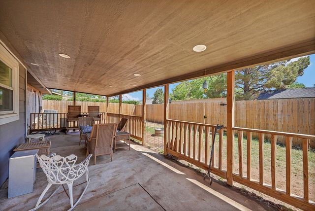 2608 Spartan Dr, Midland, TX 79705