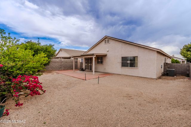 3071 S Foster Drive, Tucson, AZ 85730