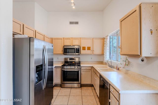 3071 S Foster Drive, Tucson, AZ 85730