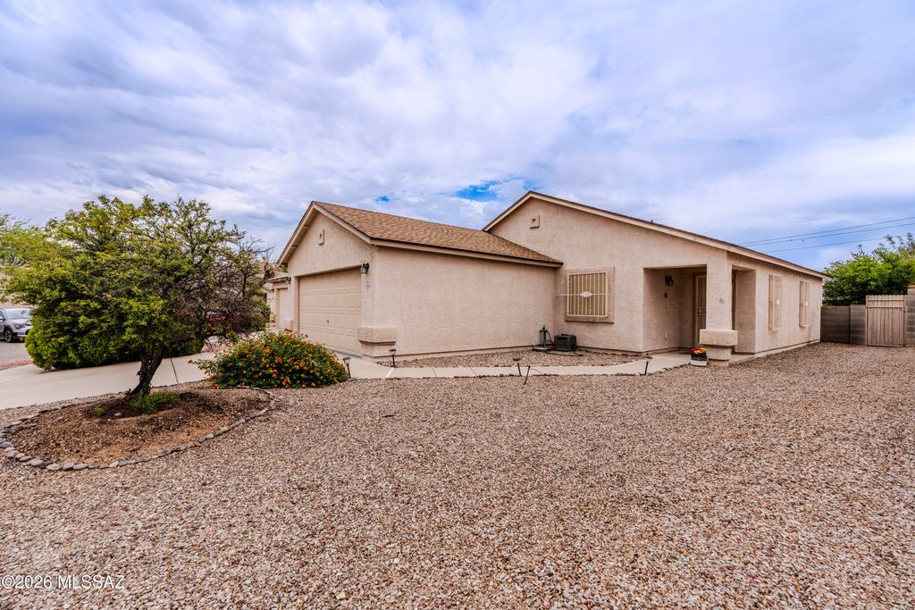 3071 S Foster Drive, Tucson, AZ 85730