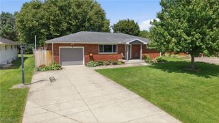 803 Westview Drive, Belpre, OH 45714