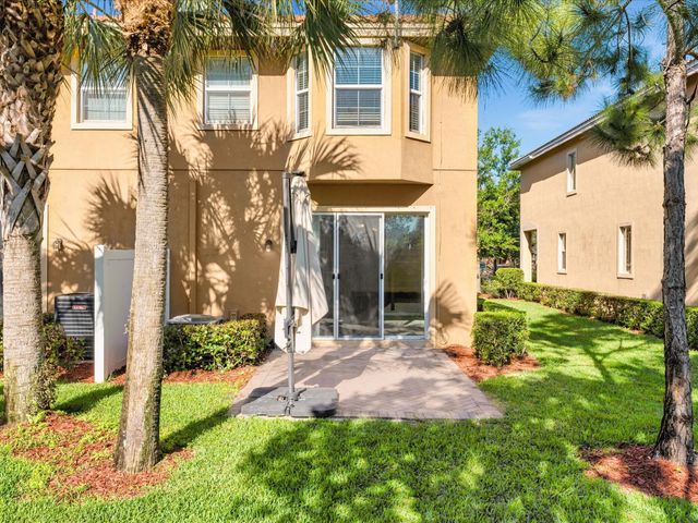 5823 Monterra Club Drive, Greenacres, FL 33463