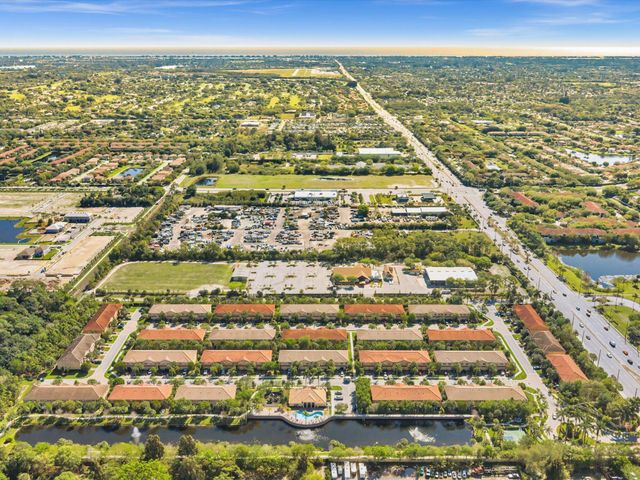 5823 Monterra Club Drive, Greenacres, FL 33463