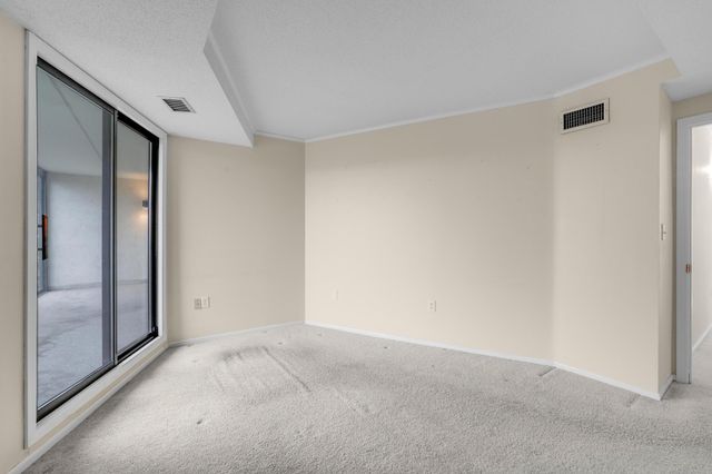 1101 Sibley Memorial Highway 303, Saint Paul, MN 55118