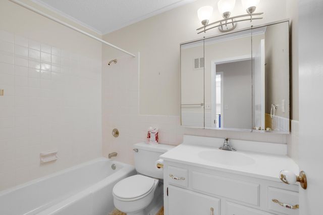 1101 Sibley Memorial Highway 303, Saint Paul, MN 55118