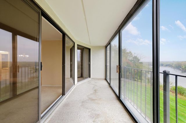 1101 Sibley Memorial Highway 303, Saint Paul, MN 55118